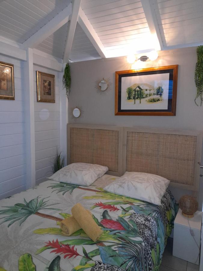 La Suite Odile Piscine Le Lamentin Exterior photo
